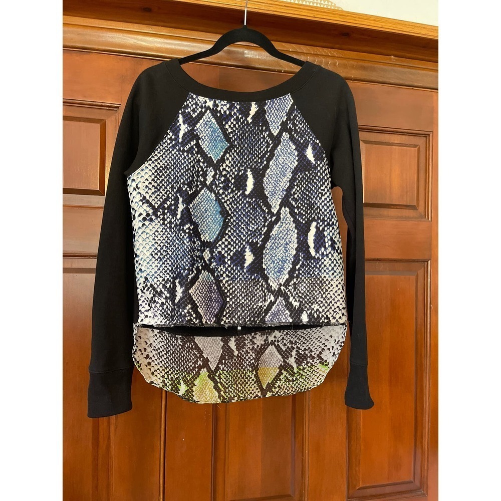 Diane Von Furstenberg Black
Python Print Raglan S… - image 2